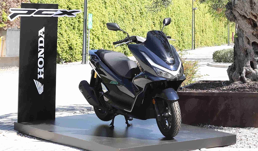 Honda Pcx125 Scooter-1