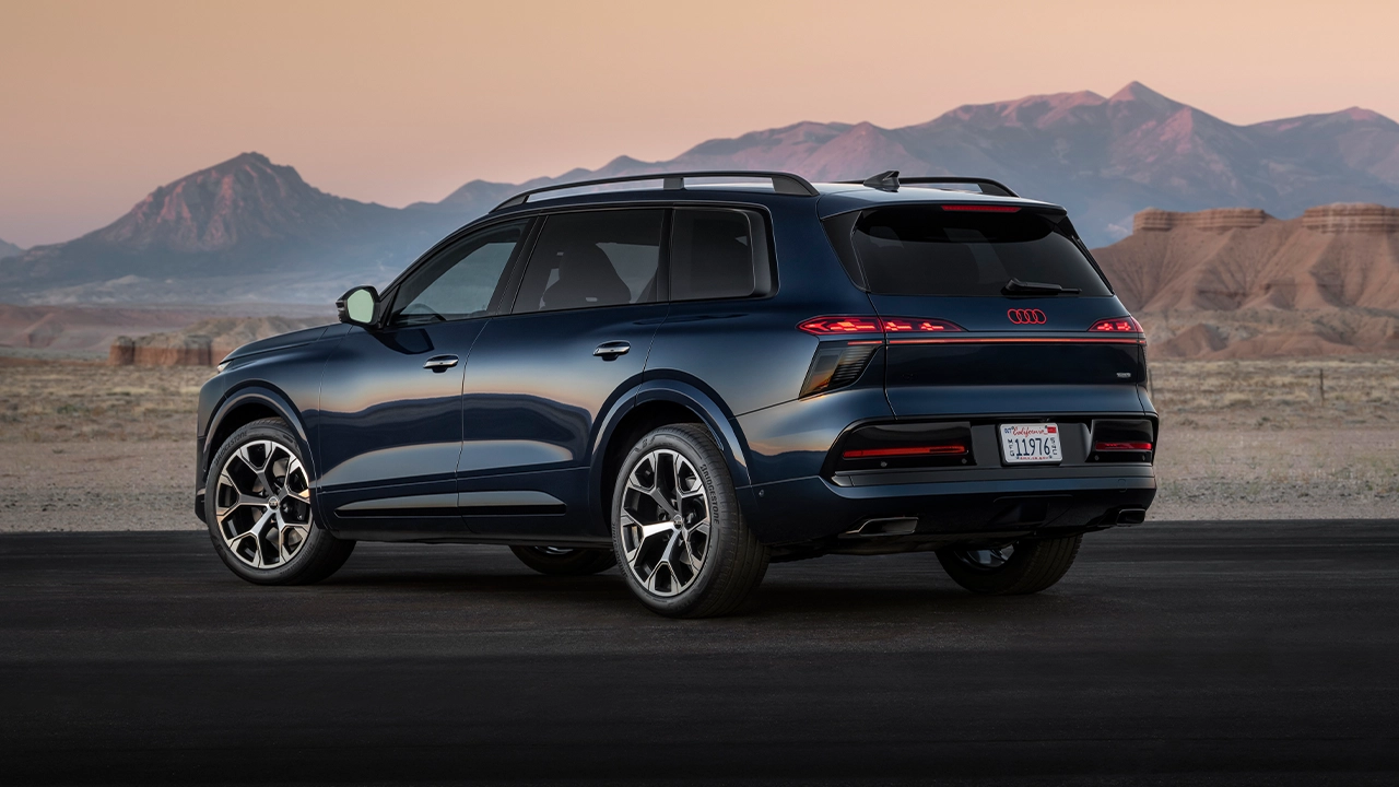 7 Koltuklu Audi'nin Gelmiş Geçmiş En Büyük Suv'u Q9