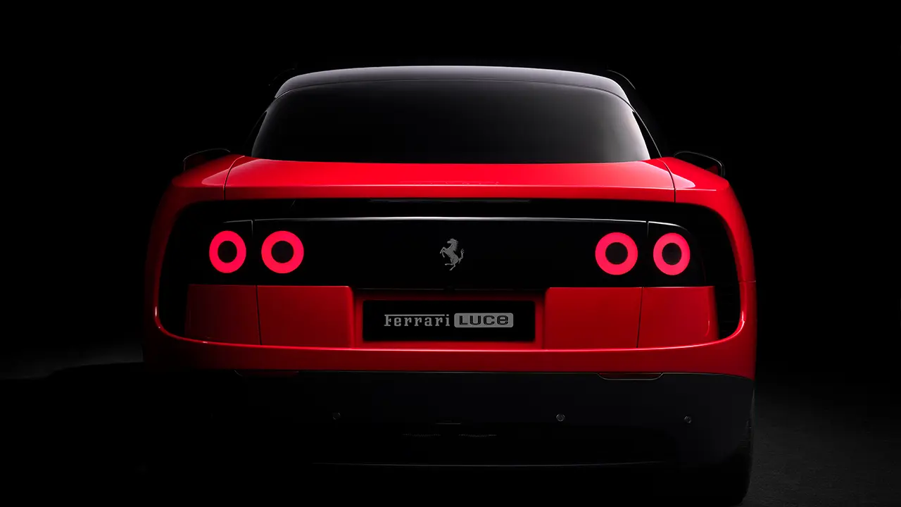 İlk elektrikli Ferrari 40 milyon dolara satıldı
