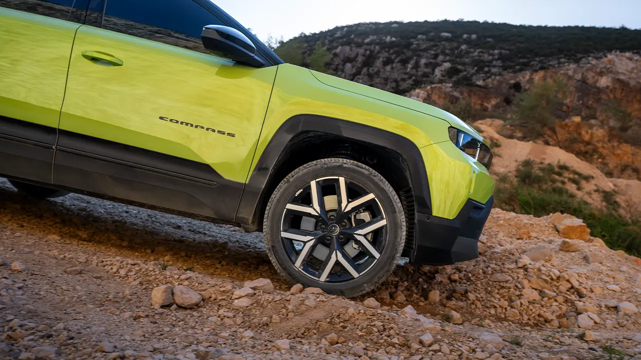 Jeep Compass-2
