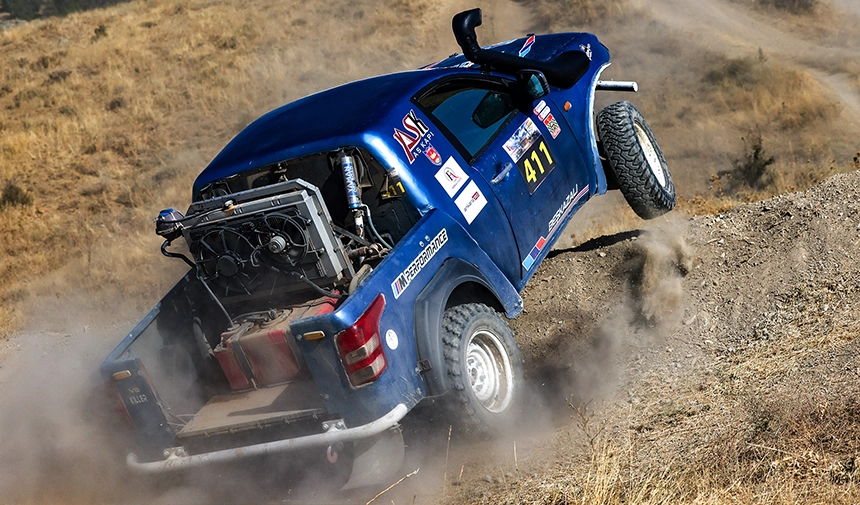 Ankara Offroad Yarışı'nda Kıvrak-Sivri Ekibi Zirvede