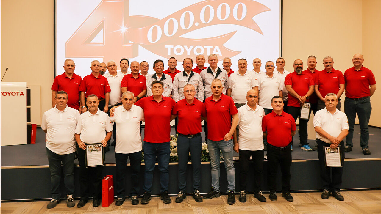 Toyota 32. Üretim Yılını Kutlayan Sakarya'daki Fabrikası'nda Tören Düzenledi