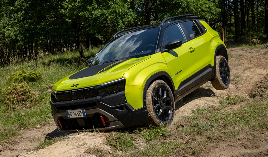 Yeni Jeep Avenger Arazi Sürüşü